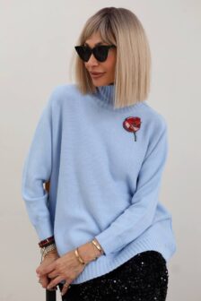 Свитер с высоким горлом — изображение 3