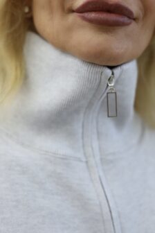 Трикотажный костюм с брюками — изображение 3